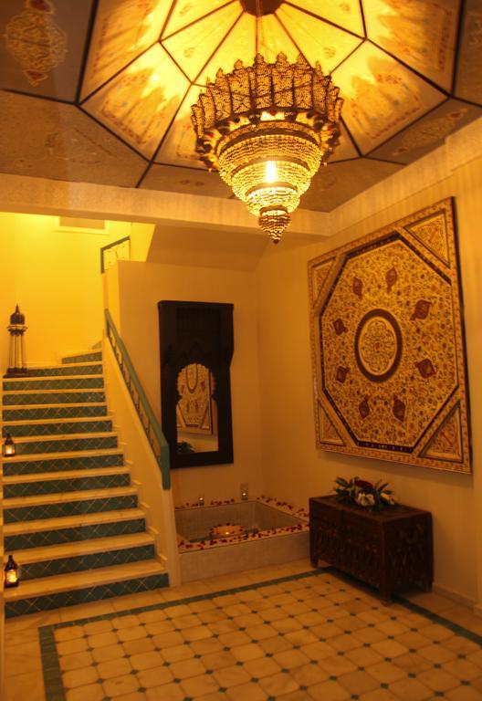 Palais Du Calife Riad Spa & Clubbing (Adults Only) Tánger Exterior foto
